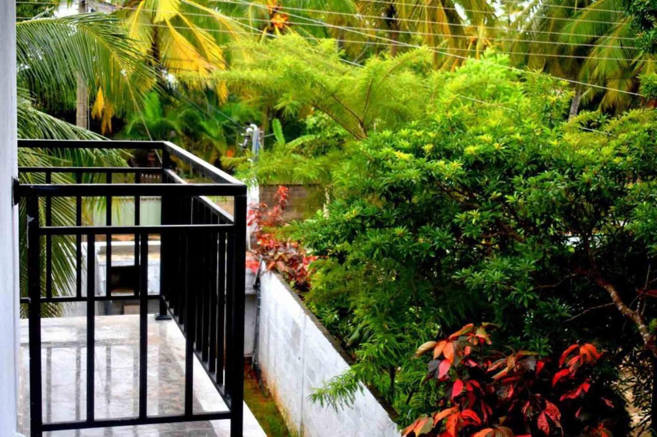Lakeside Villa Anuradhapura Exterior foto